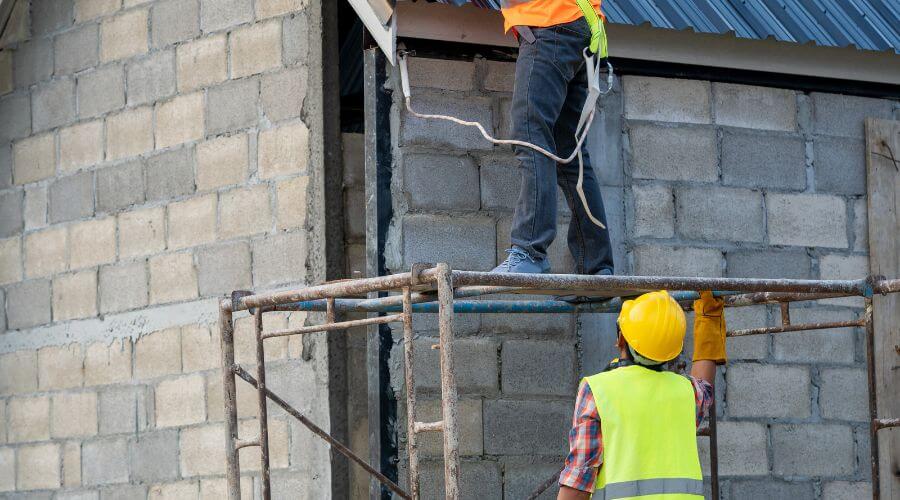 Professional gutter cleaning in Otis, OR
